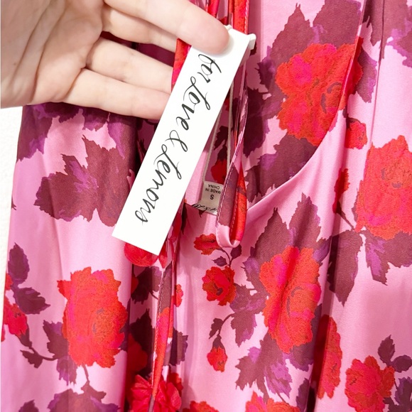 🛍️NWT For Love & Lemons Huda Satin Floral Free People Rosette Maxi Gown small - Picture 5 of 9